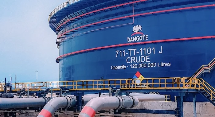  Dangote Refinery slashes petrol gantry price by N75/litre