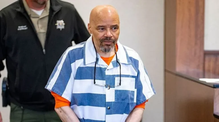  American freed after 41 years on death row as DNA clears him